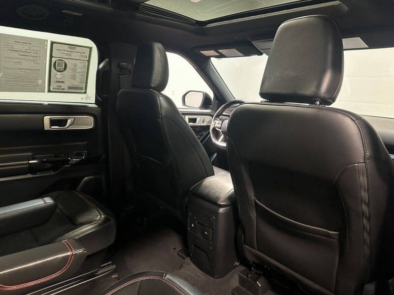 2022 Ford Explorer ST-Line