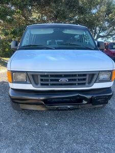 2005 Ford E-Series E-350 SD XL