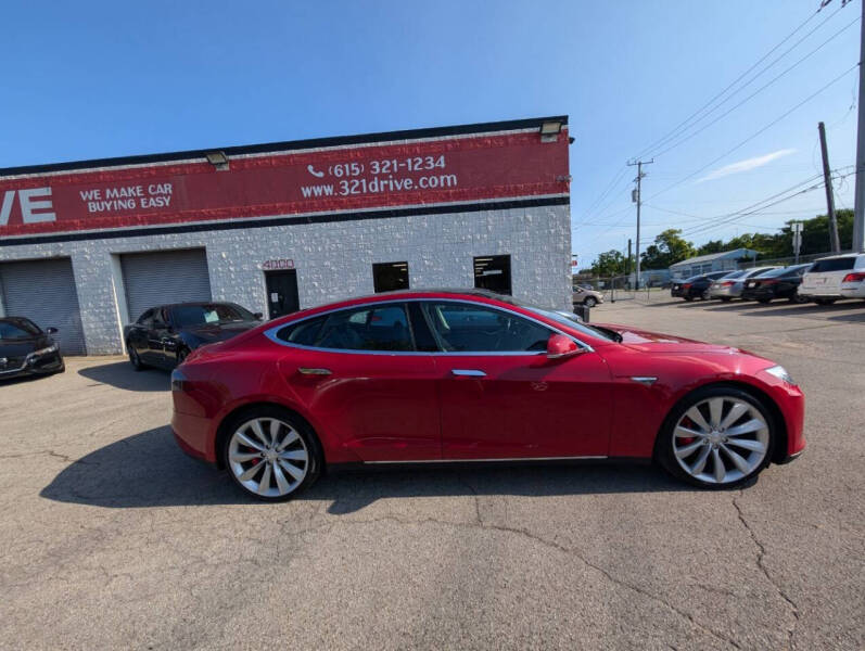 2013 Tesla Model S Performance
