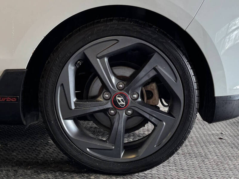 2019 Hyundai Veloster