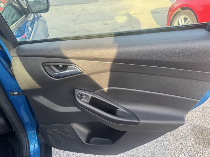 2012 Ford Focus SE