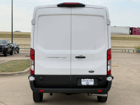 2025 Ford Transit 250