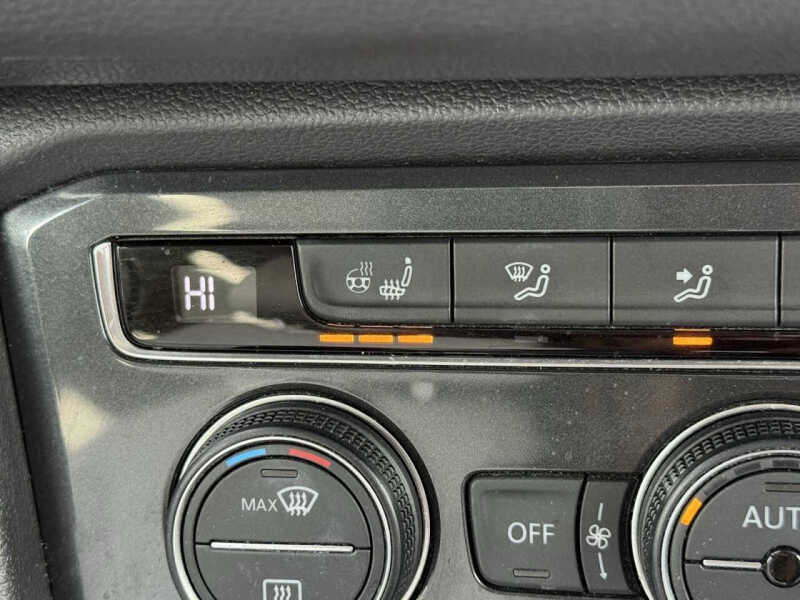 2018 Volkswagen Tiguan 2.0T SEL Premium