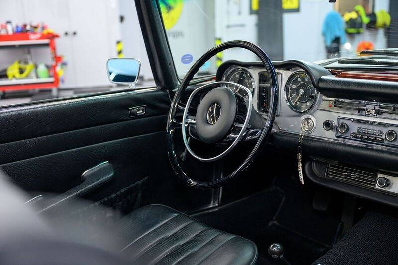 1970 Mercedes-Benz 280-Class