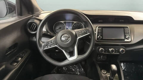 2019 Nissan Kicks S