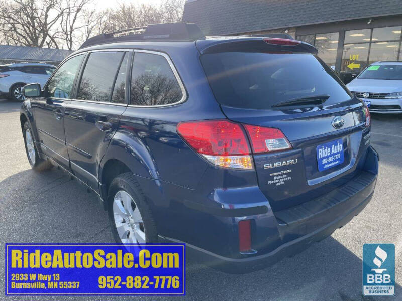 2011 Subaru Outback 2.5i Premium