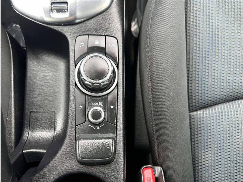 2017 Toyota Yaris iA