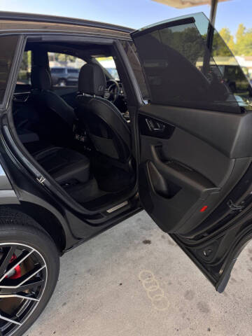 2019 Audi Q8 quattro Prestige 55 TFSI