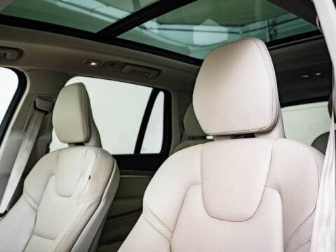 2023 Volvo XC90 B6 Plus Bright Theme 6P