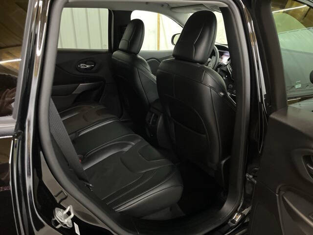 2022 Jeep Cherokee Latitude Lux