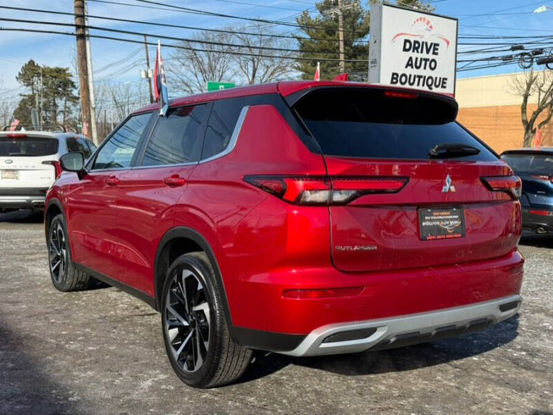 2024 Mitsubishi Outlander