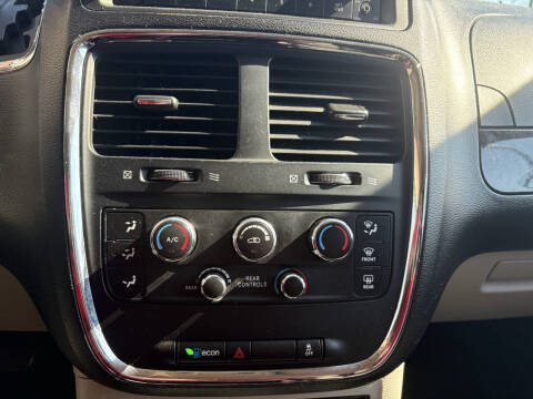 2014 Dodge Grand Caravan SE