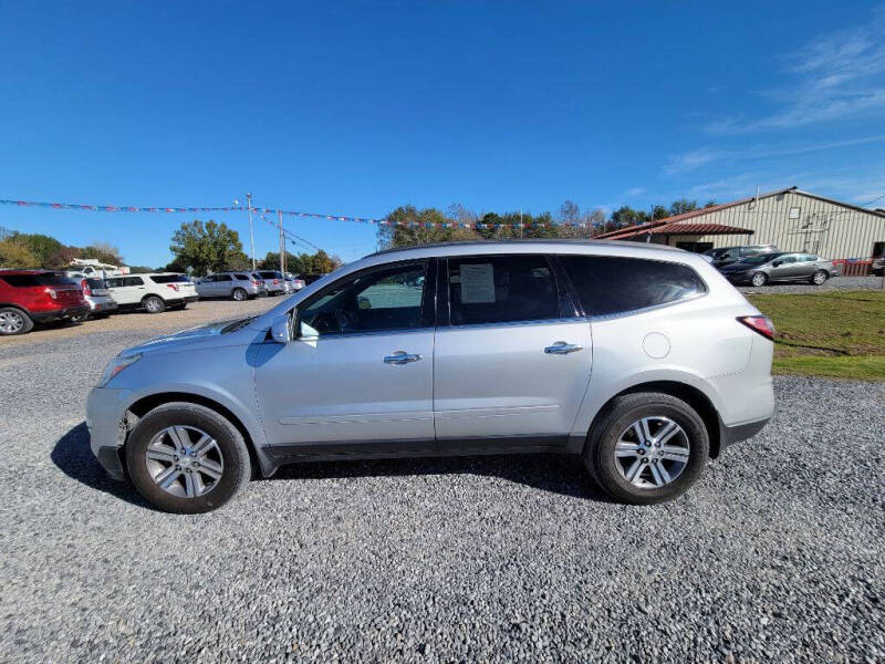 2015 Chevrolet Traverse 2LT photo 4