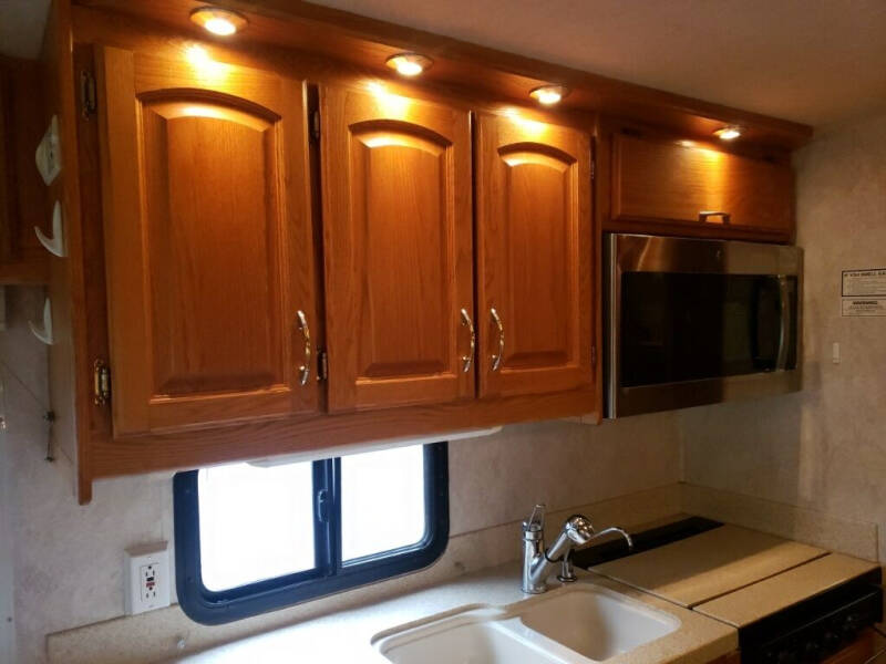 1999 Freightliner XC Chassis