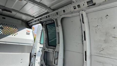 2022 Chevrolet Express 2500