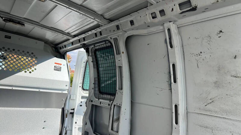 2022 Chevrolet Express 2500