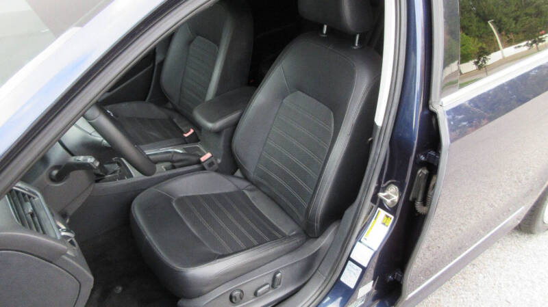 2015 Volkswagen Passat 1.8T SE