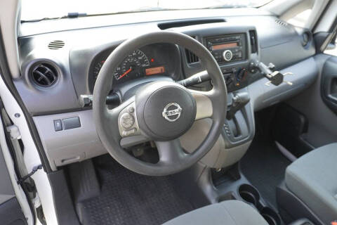 2017 Nissan NV200 SV