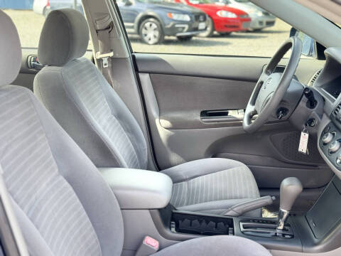 2006 Toyota Camry LE