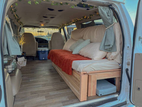 2008 Ford E-Series E-350 SD XLT