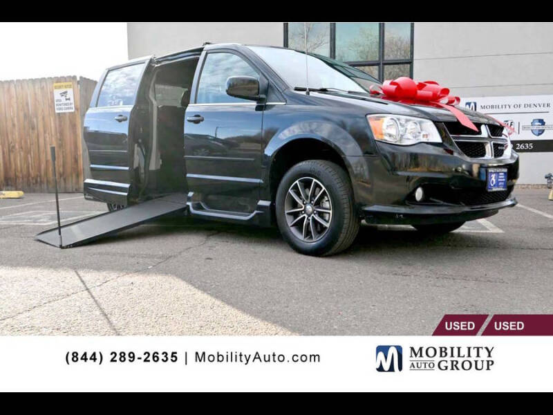 2017 Dodge Grand Caravan for sale at CO Fleet & Mobility in Denver CO