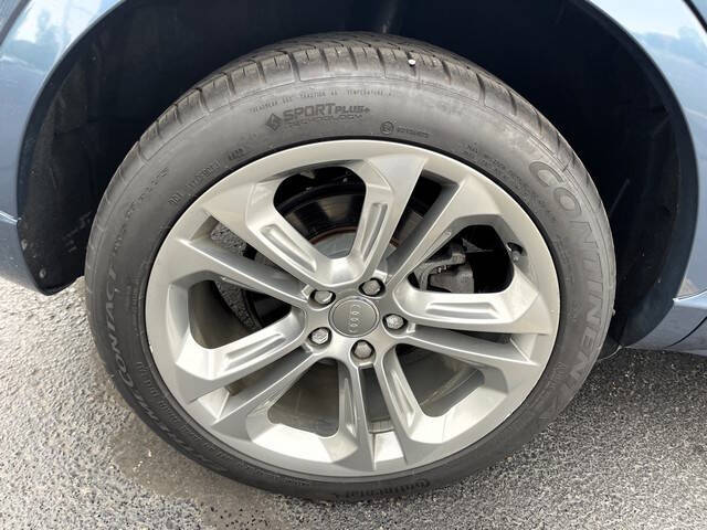 2017 Audi Q3 2.0T quattro Premium Plus