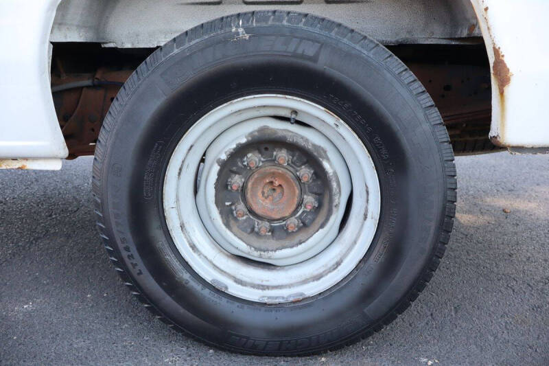 2006 Ford E-Series E-250