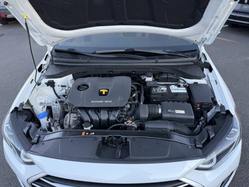 2017 Hyundai Elantra Value Edition