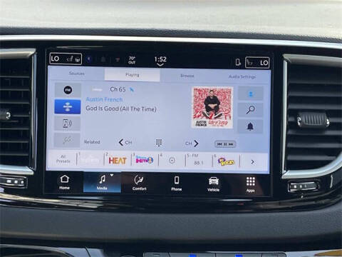 2026 Chrysler Voyager LX