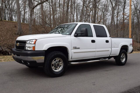 2006 Chevrolet Silverado 2500HD for sale at Gateway Car Connection in Eureka MO