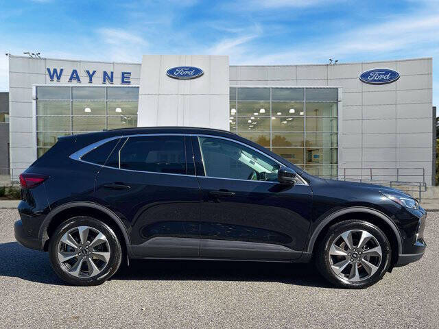 2023 Ford Escape Platinum