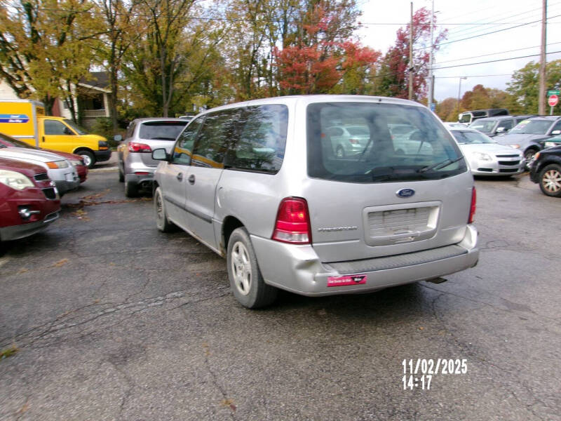 2005 Ford Freestar S