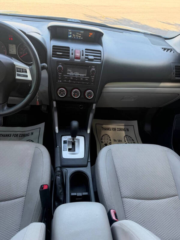 2015 Subaru Forester 2.5i