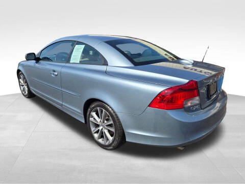 2011 Volvo C70 T5
