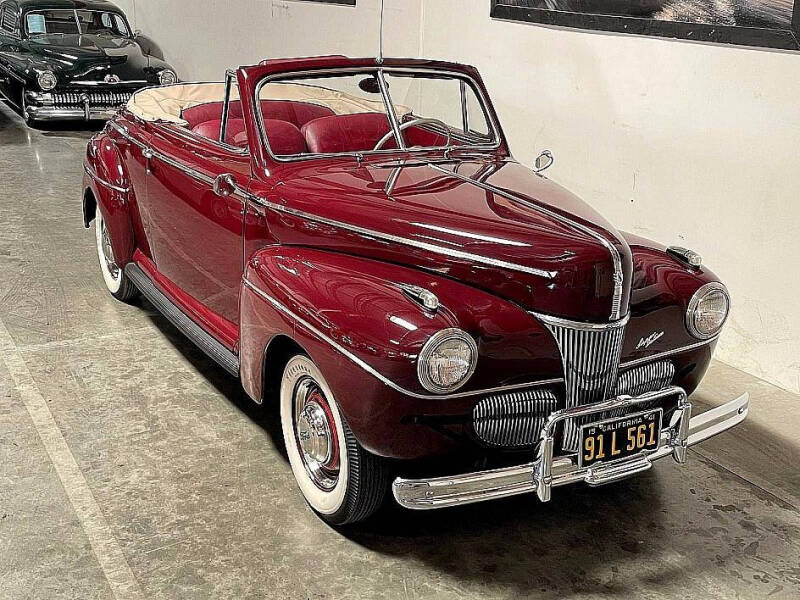 1941 Ford Super Deluxe