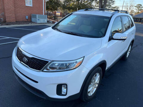 2014 Kia Sorento for sale at Explorer Auto Sales in Selma NC