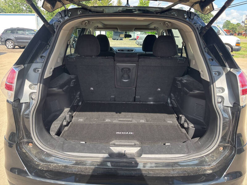 2016 Nissan Rogue SV