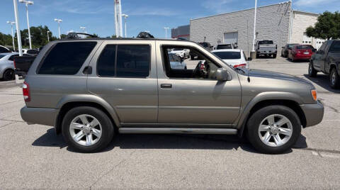 2003 Nissan Pathfinder LE