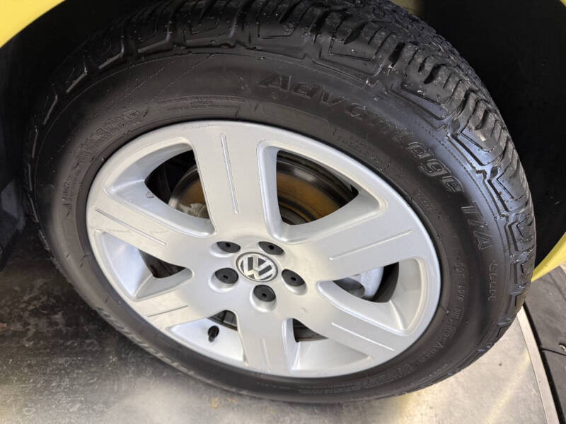 2007 Volkswagen New Beetle Convertible 2.5