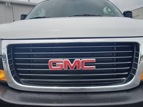 2025 GMC Savana 2500