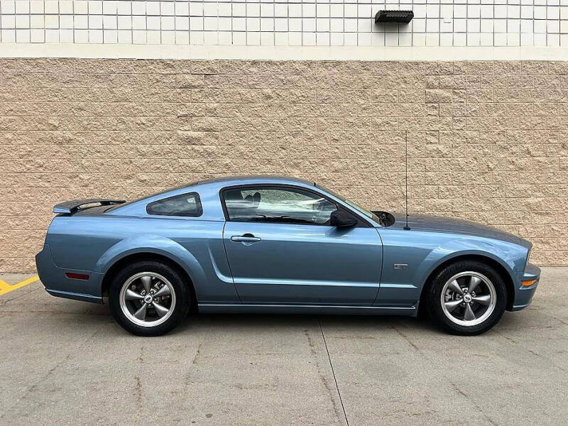2005 Ford Mustang