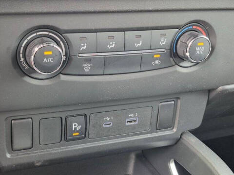 2025 Nissan Frontier SV