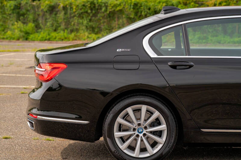 2018 BMW 7 Series 740e xDrive iPerformance