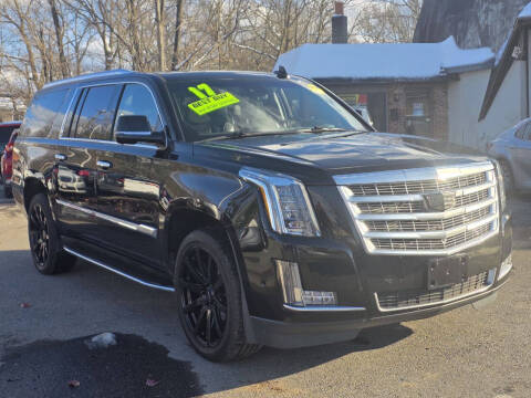 2017 Cadillac Escalade ESV Luxury
