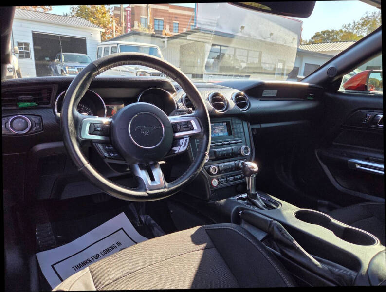 2016 Ford Mustang V6