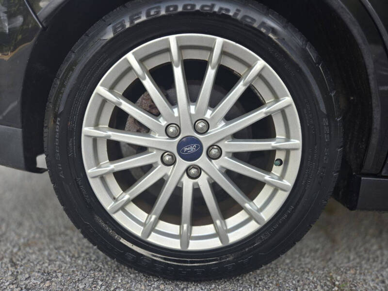 2013 Ford C-MAX Hybrid SEL