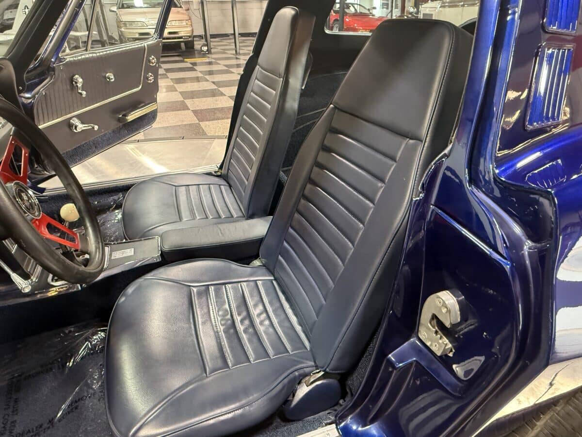 1964 Chevrolet Corvette 41