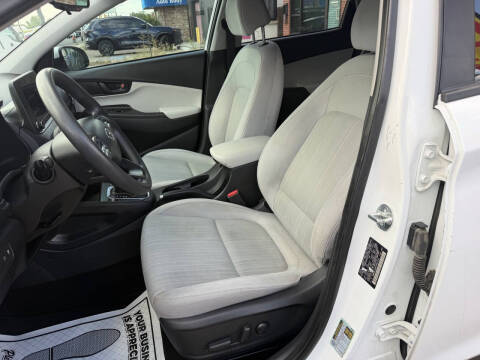 2023 Hyundai Kona SEL
