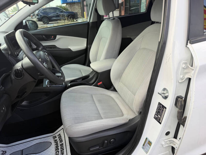 2023 Hyundai Kona SEL