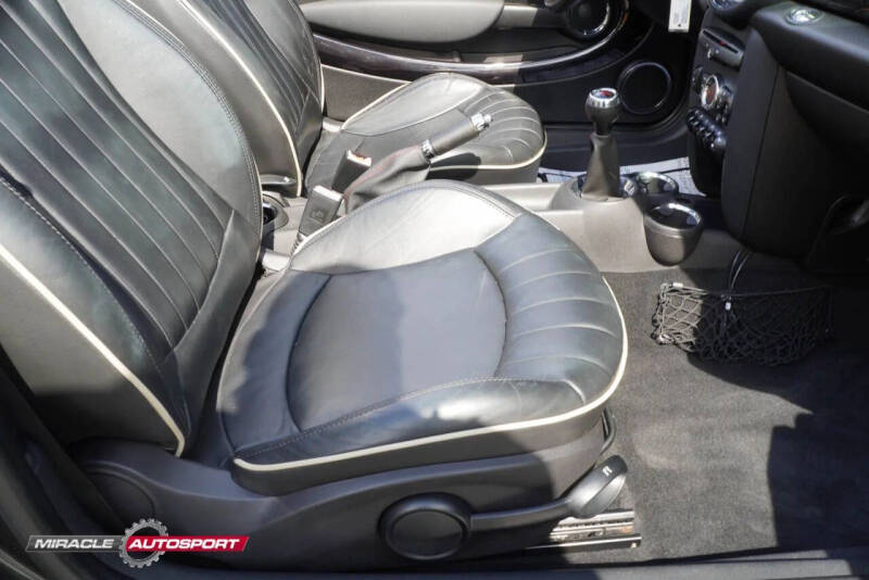 2011 MINI Cooper John Cooper Works